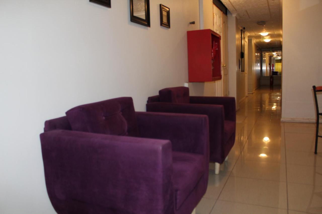 Hostal Quinta Normal 安托法加斯塔 外观 照片