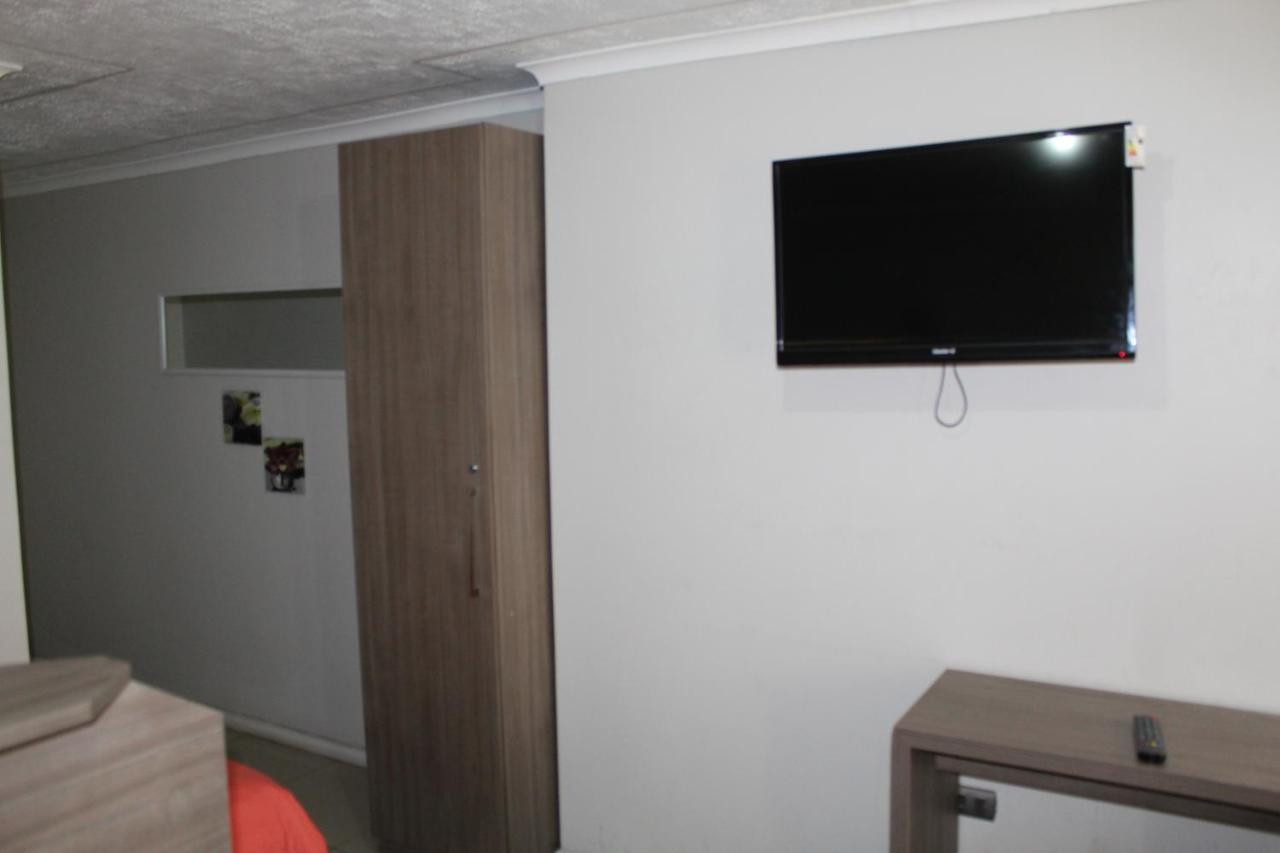 Hostal Quinta Normal 安托法加斯塔 外观 照片