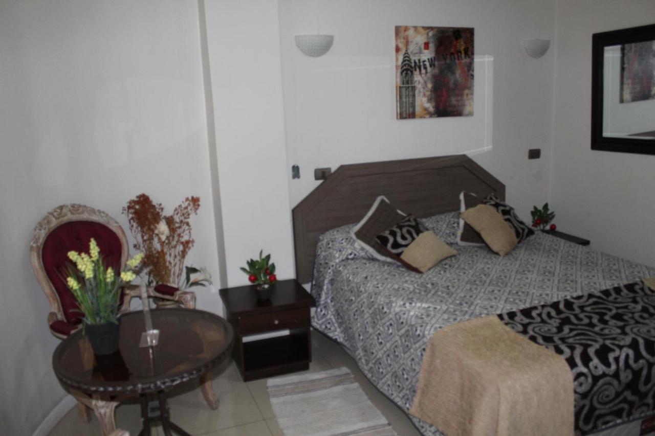 Hostal Quinta Normal 安托法加斯塔 外观 照片